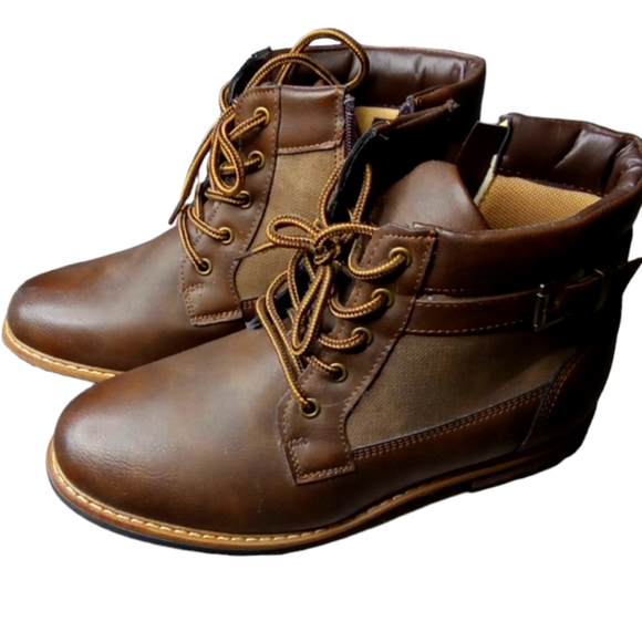 NWOB Steve Madden boots - Picture 2 of 4